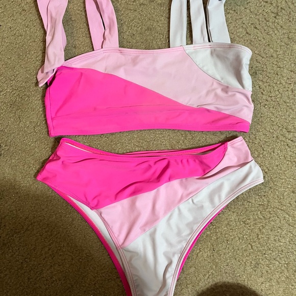 Colorblock Pink and White Bikini Set - Picture 1 of 3